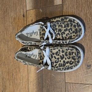 Gypsy jazz leopard print shoes women